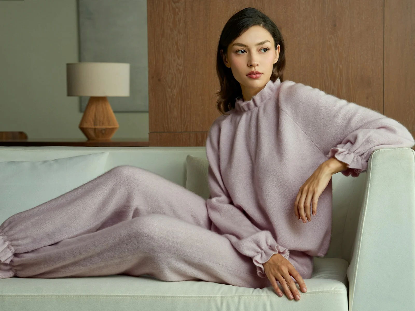 Why Loungewear Can Look Soft but Feel Cheap, Hot, or Poorly Made