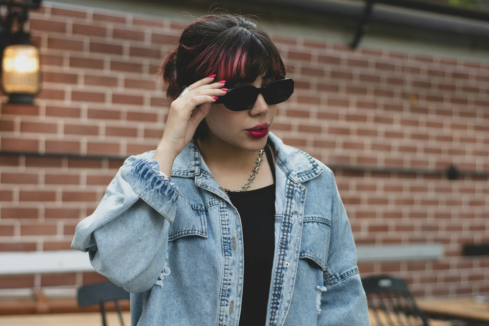 Why Some Denim Jackets Smell, Bleed Dye, or Feel Worse After Washing